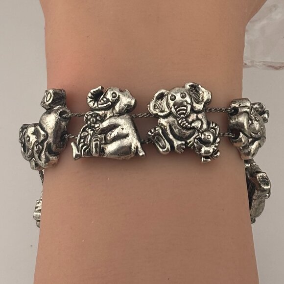 Silver Toned Metal Elephant Bracelet - Picture 4 of 4